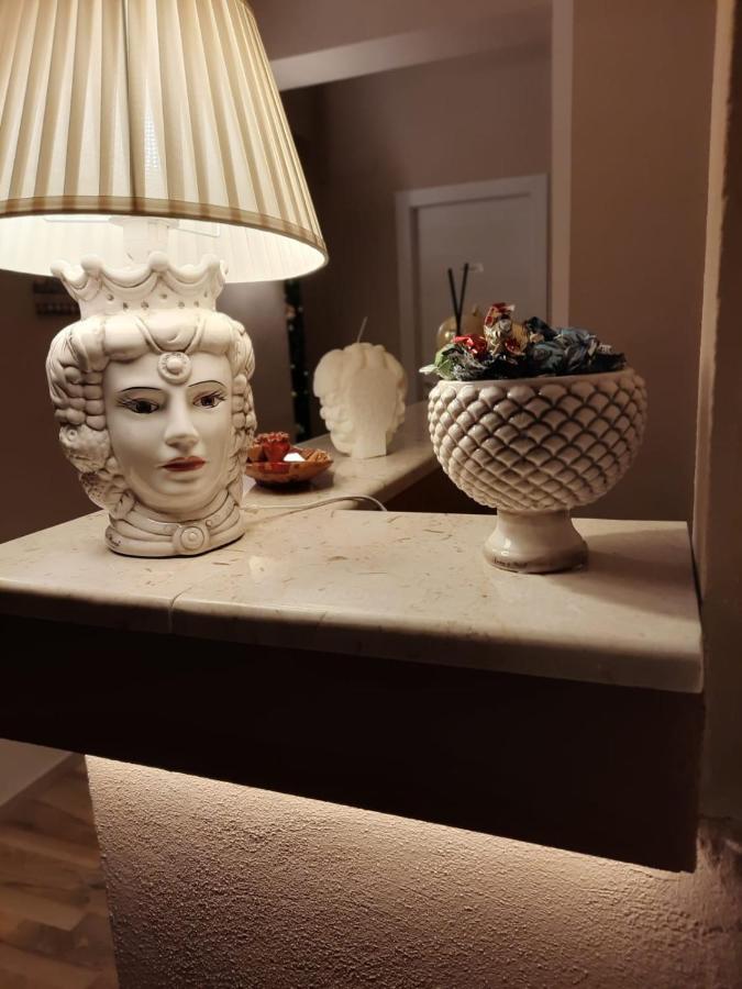 U Baruni B&B Messina Bagian luar foto