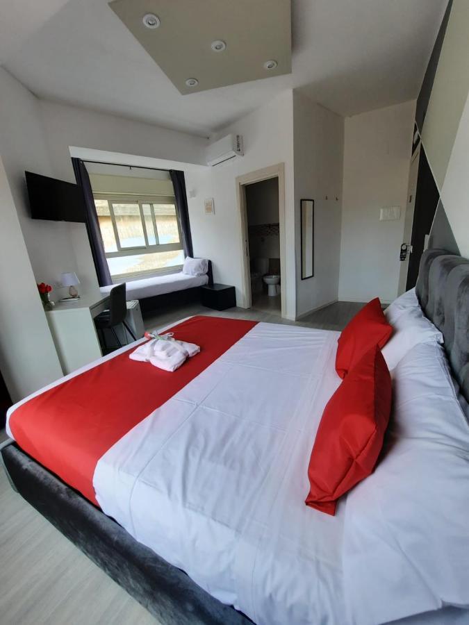 U Baruni B&B Messina Bagian luar foto