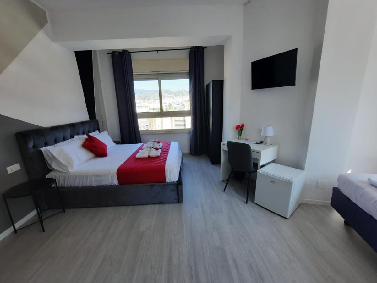 U Baruni B&B Messina Bagian luar foto
