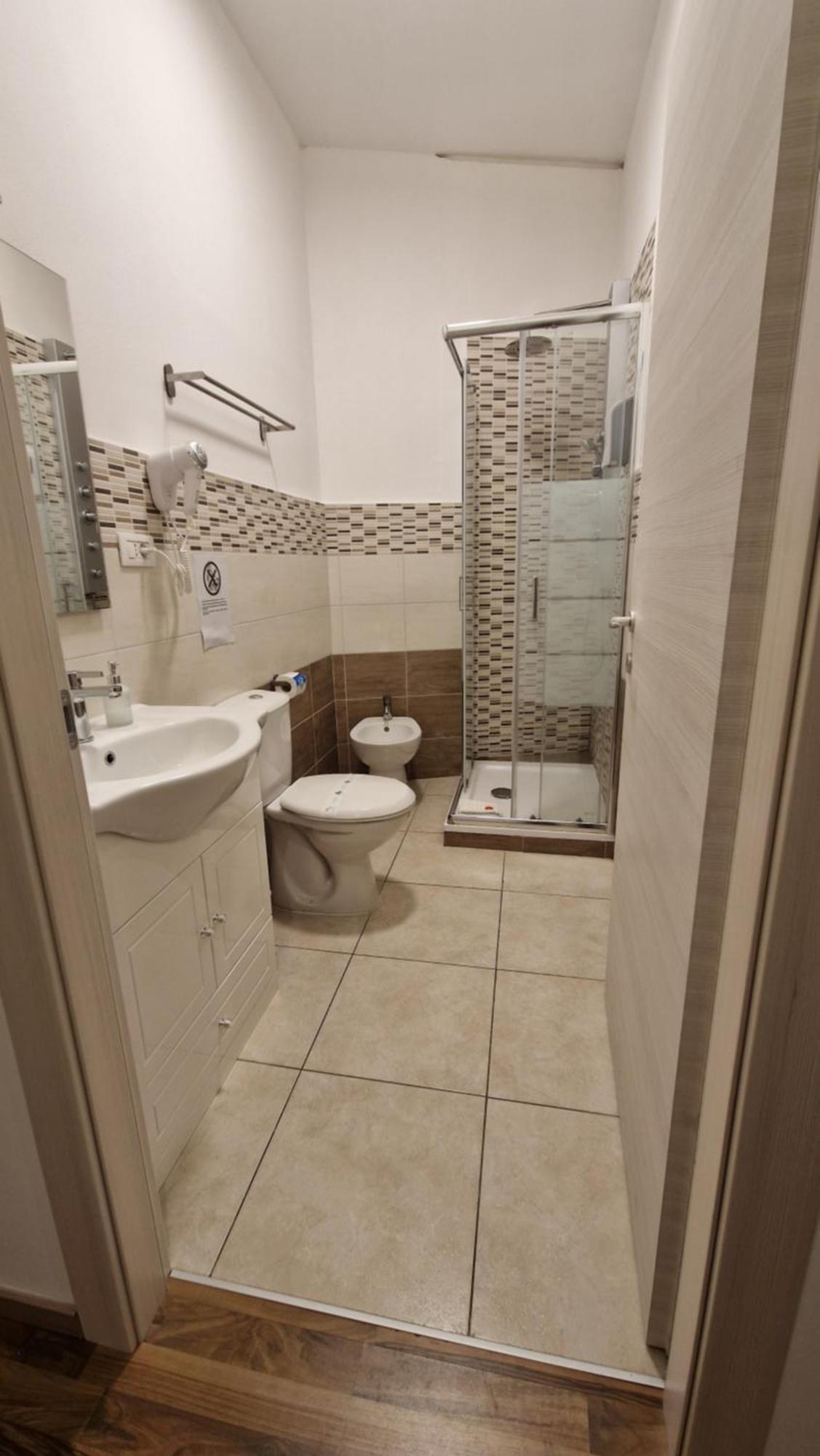 U Baruni B&B Messina Bagian luar foto